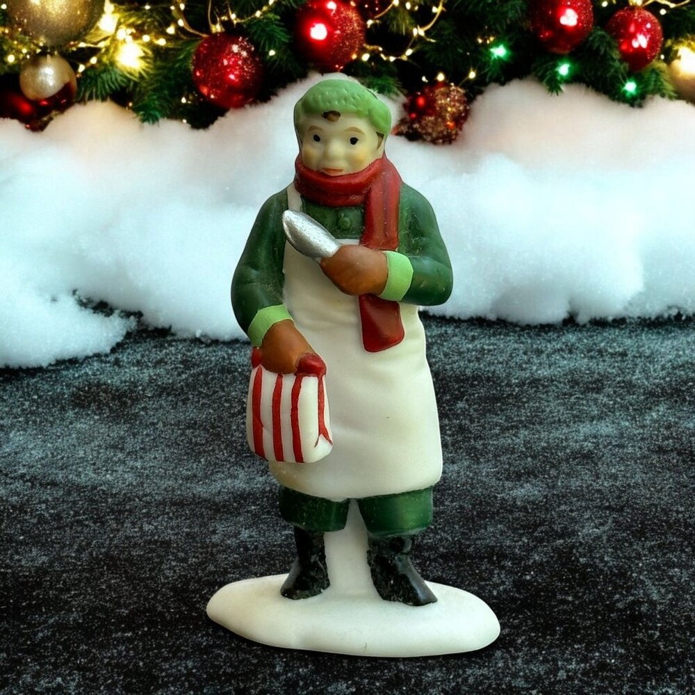 Dept 56 Popcorn Vendor - Vendor Filling Popcorn - Loose Figurine - 1989